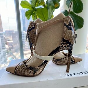 Nine West Tan and Black Snakeskin Heels SALE for cyber Monday only!